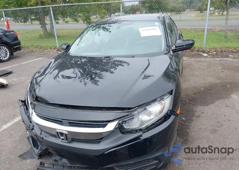 2017 Honda Civic Lx z USA, uszkodzony, nr VIN 2HGFC2F5XHH557698